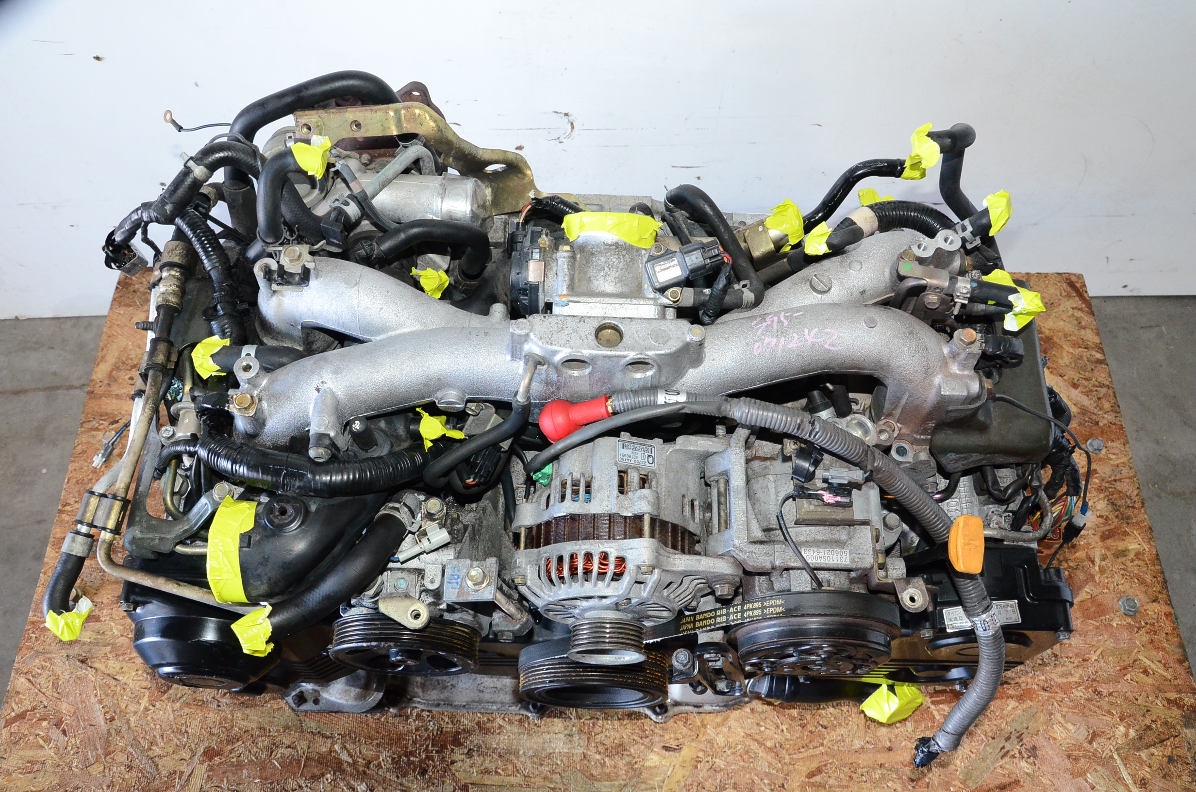 2002-2005 Subaru Impreza WRX EJ205 2.0L DOHC Turbo AVCS Engine EJ20T Motor